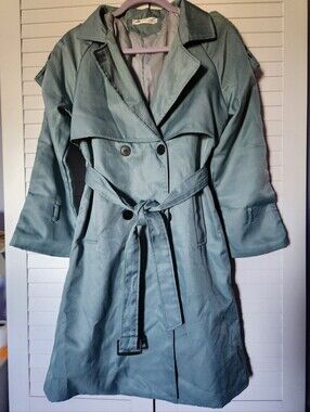 Teal Trench
